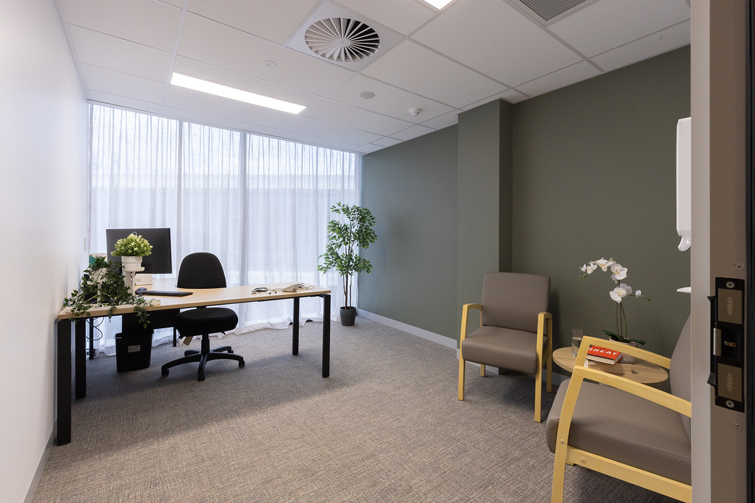 nundah-gallery-image-06-2-slide-photo